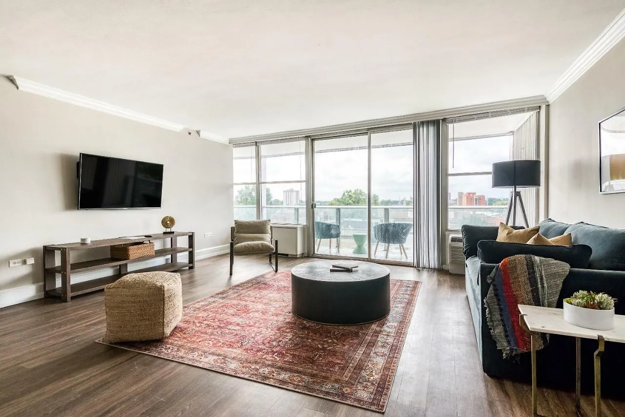 Mint House At 800 Tower - Louisville