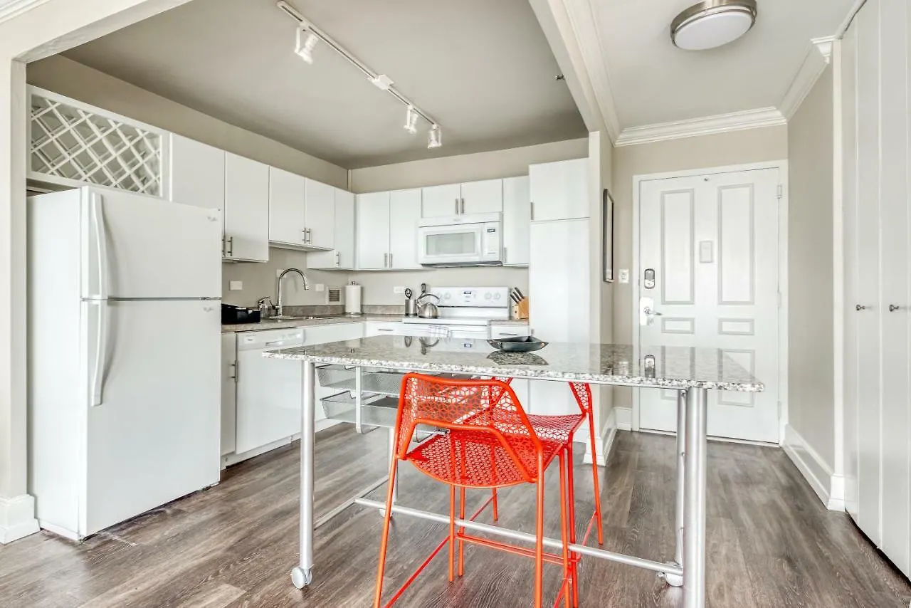 Mint House At 800 Tower - Louisville Aparthotel